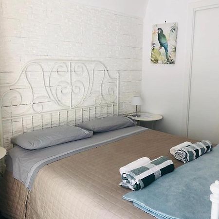 Zi' Mari' - Via Roma Hotel Polignano a Mare Kültér fotó