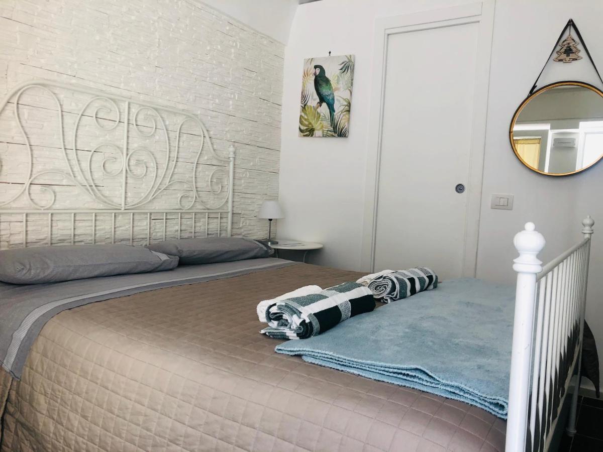 Zi' Mari' - Via Roma Hotel Polignano a Mare Kültér fotó
