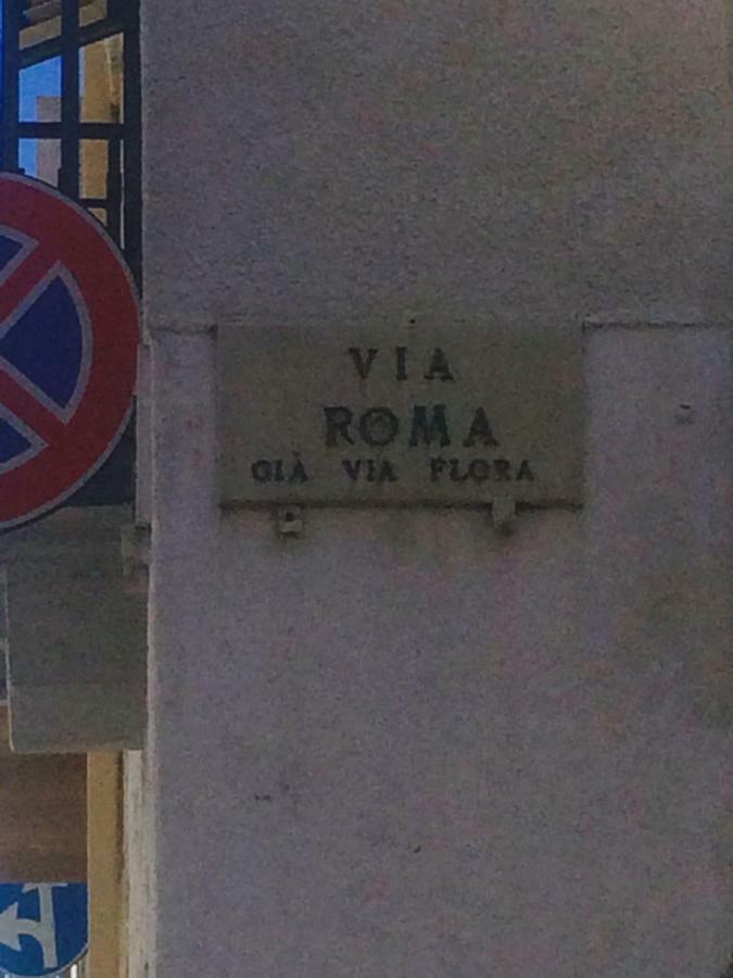 Zi' Mari' - Via Roma Hotel Polignano a Mare Kültér fotó